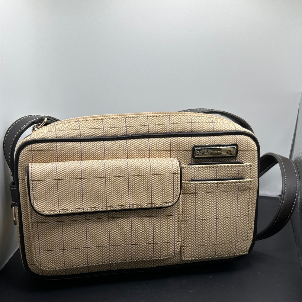 Liz Claiborne Beige and Brown Shoulder Bag vintage